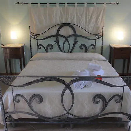 Casa de hóspedes Sa Domo De Alene 3*